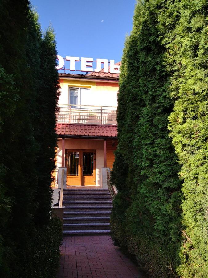 Rayskiy Sad Hotel Volytsya Exterior photo