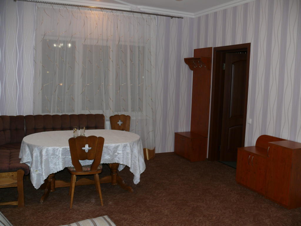 Rayskiy Sad Hotel Volytsya Room photo